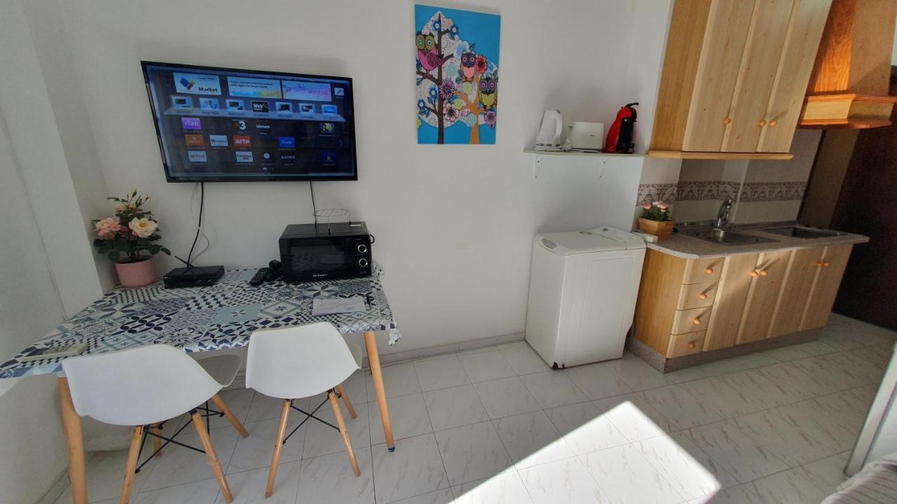 Apartamentos Eduardo Rico 네르하 외부 사진