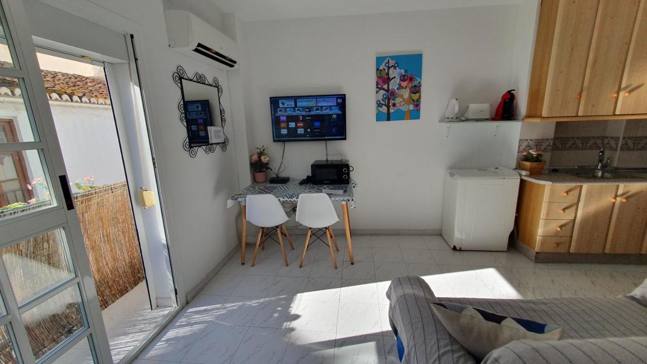 Apartamentos Eduardo Rico 네르하 외부 사진