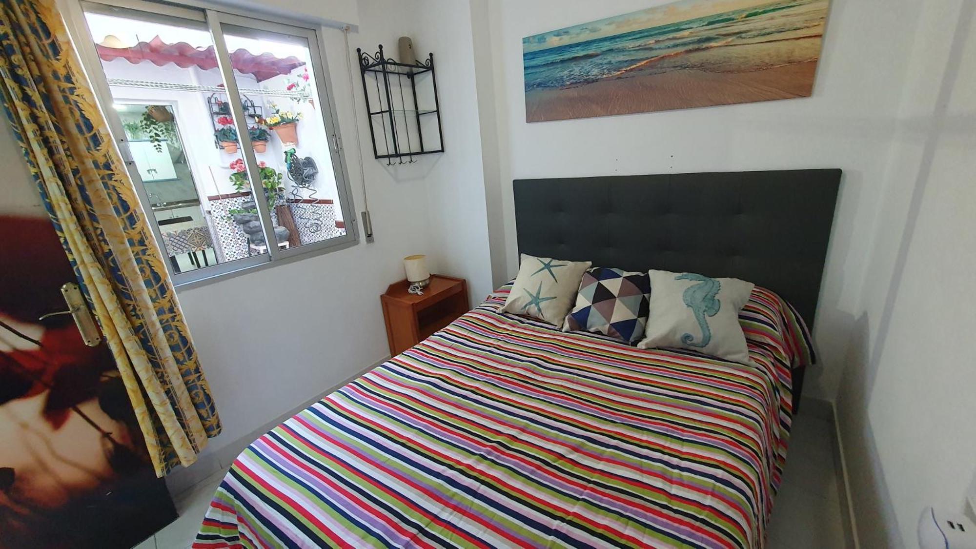 Apartamentos Eduardo Rico 네르하 객실 사진